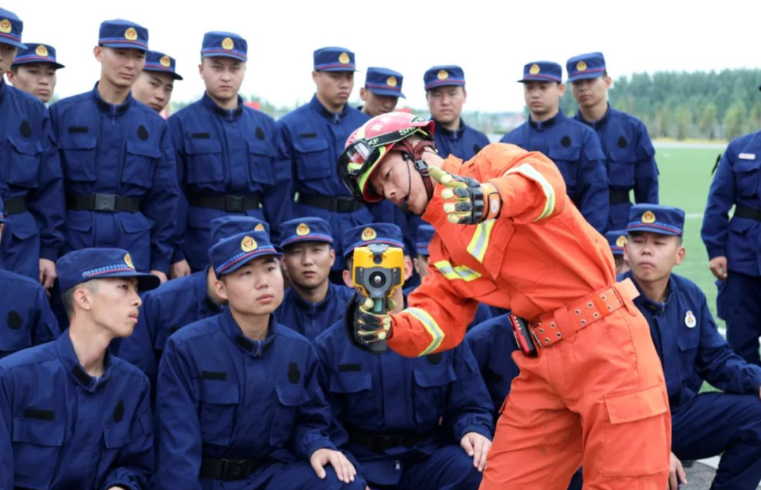 【央視新聞】他的故事，比照片還要震撼