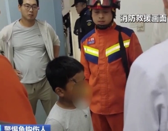 【新聞直播間】散步被魚鉤鉤臉、孩子額頭被刺穿……警惕魚鉤傷人！