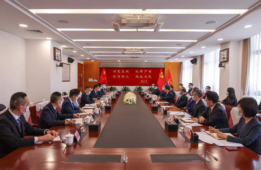 王祥喜會(huì)見香港紀(jì)律部隊(duì)文化交流團(tuán)
